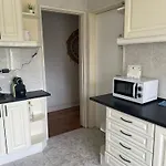 Alvalade II Guest House